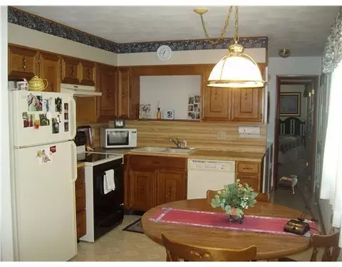 911 Meadowview Dr, Celina, OH 45822 photo 7