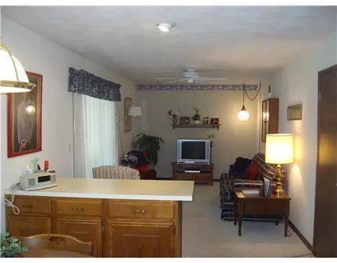 911 Meadowview Dr, Celina, OH 45822 photo 8