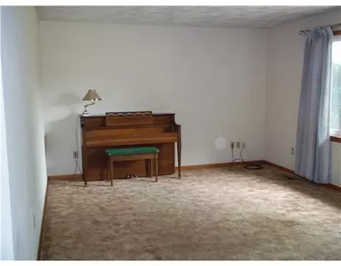 3725 Folk Ream, Springfield, OH 45502 photo 4