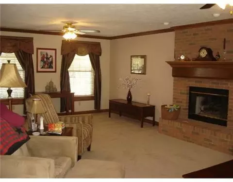 1325 Quinlan Ct, Springfield, OH 45503 photo 4