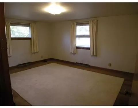 221 W Singer St, Springfield, OH 45506 photo 7