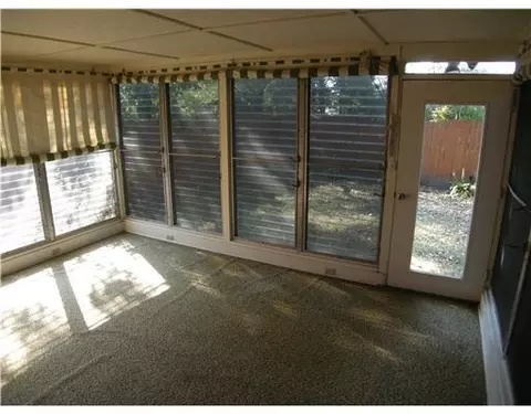221 W Singer St, Springfield, OH 45506 photo 11