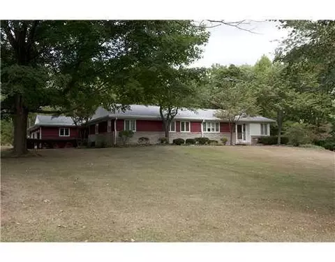 1589 Lucas Dr, Springfield, OH 45506 photo 1