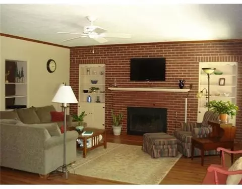 3108 Old Clifton, Springfield, OH 45502 photo 2