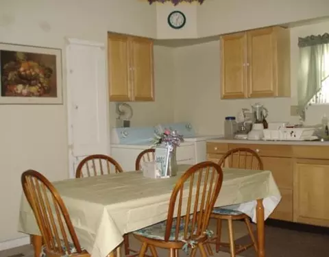 1233 Clifton Ave, Springfield, OH 45505 photo 7