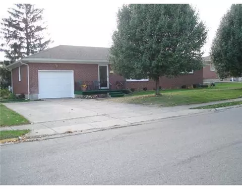 2673 Home Orchard Dr, Springfield, OH 45503 photo 1