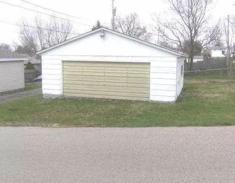 1804 Hillside, Springfield, OH 45503 photo 2