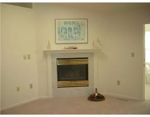 1931 Wedgewood Cir #1931, Springfield, OH 45503 photo 4
