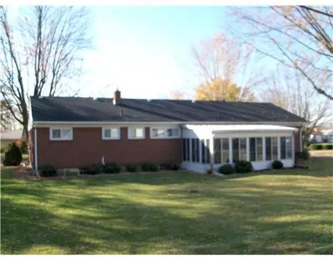 1344 Torrence Dr, Springfield, OH 45503 photo 2