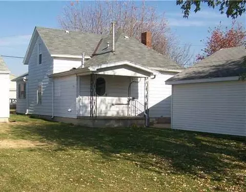 806 W Logan, Celina, OH 45822 photo 3