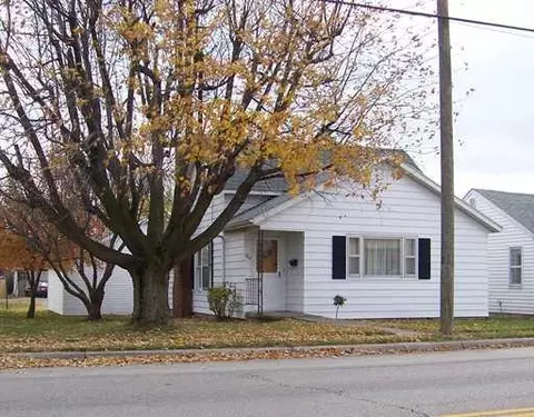 806 W Logan, Celina, OH 45822 photo 1