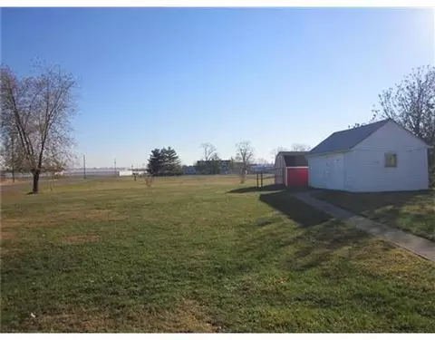 2662 May St, Springfield, OH 45505 photo 3