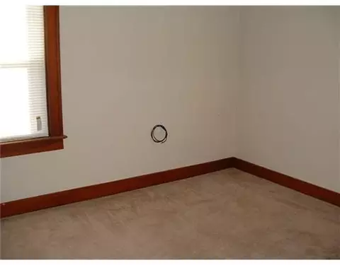 725 W Second St, Springfield, OH 45504 photo 10