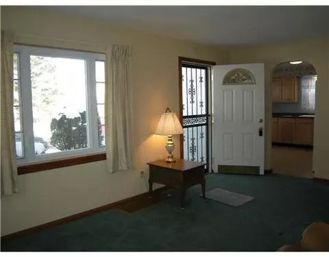 309 E Cecil St, Springfield, OH 45503 photo 2