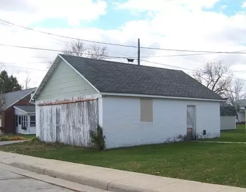 321 E College, Coldwater, OH 45828 photo 2
