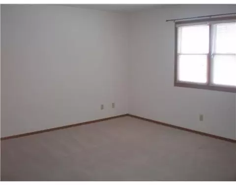 5797 Victorian, Springfield, OH 45503 photo 7