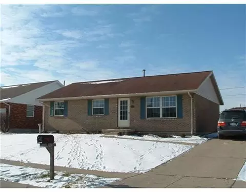 3923 Delmar Cir, Springfield, OH 45503 photo 1