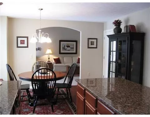 631 Hiser Ave, Springfield, OH 45503 photo 7