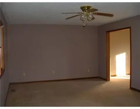 3419 Stoney Crk, Springfield, OH 45504 photo 2