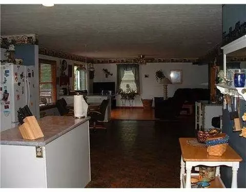 2451 Erter Dr, Springfield, OH 45503 photo 5