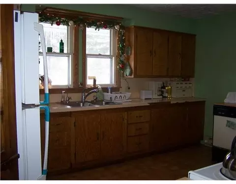 315 N Main, De Graff, OH 43318 photo 8