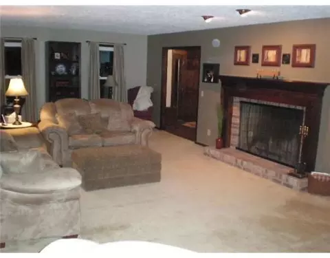 5793 S Tecumseh, Springfield, OH 45502 photo 3