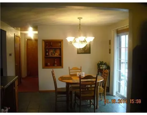 4405 Phoenix Dr, Springfield, OH 45503 photo 6