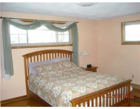 4405 Phoenix Dr, Springfield, OH 45503 photo 8