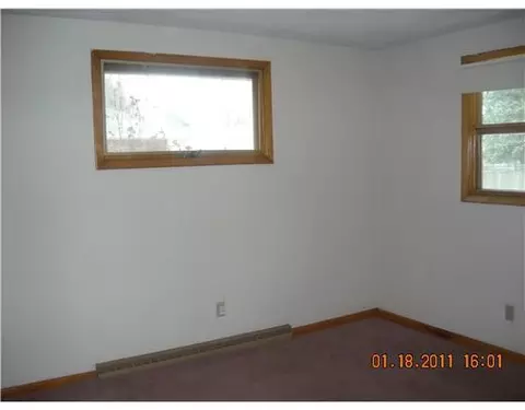 4405 Phoenix Dr, Springfield, OH 45503 photo 9