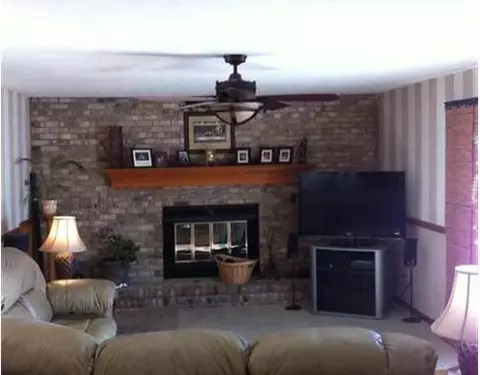 17250 Sharp, Sidney, OH 45365 photo 2