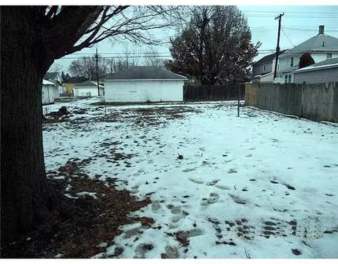1716 Lexington Ave, Springfield, OH 45505 photo 3