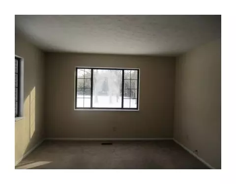 2871 Springfield-xenia Rd, Springfield, OH 45506 photo 2