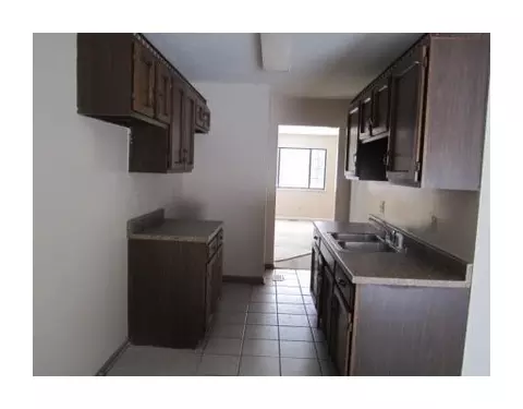 2871 Springfield-xenia Rd, Springfield, OH 45506 photo 4