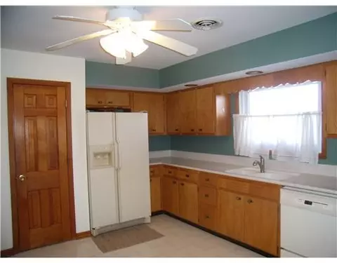 2653 Carousel, Springfield, OH 45503 photo 13