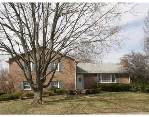 2653 Carousel, Springfield, OH 45503 photo 3