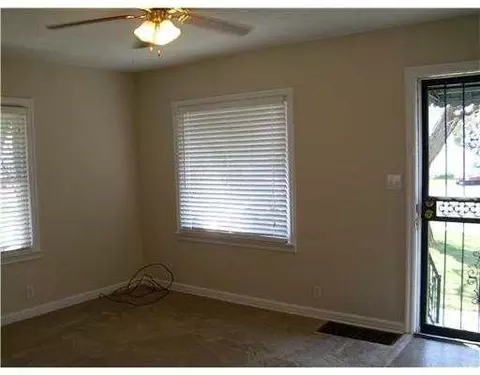 1418 Malden Ave, Springfield, OH 45504 photo 2