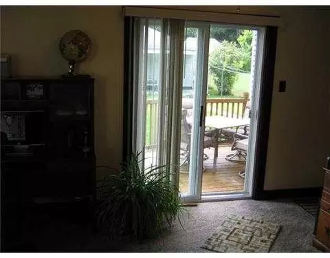 357 N Bechtle, Springfield, OH 45504 photo 4