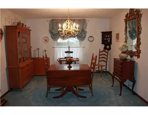 2910 Alameda, Springfield, OH 45503 photo 5