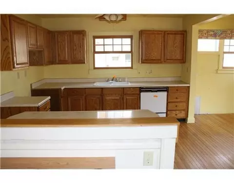 410 W Roseland, Springfield, OH 45503 photo 2