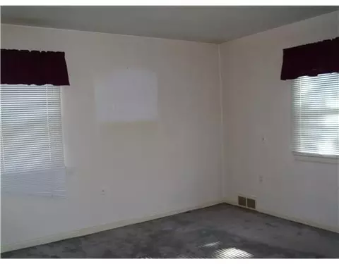 1731 Longview Dr, Springfield, OH 45504 photo 5