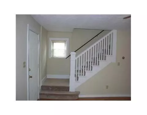 361 Sherman, Springfield, OH 45503 photo 4