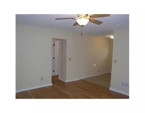 361 Sherman, Springfield, OH 45503 photo 5