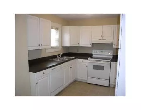 361 Sherman, Springfield, OH 45503 photo 6