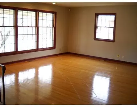 535 Zeller, Springfield, OH 45503 photo 2