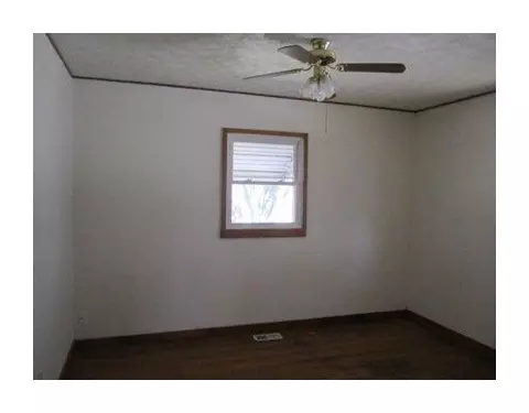 2425 Van Buren, Springfield, OH 45505 photo 6