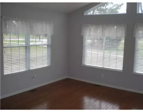 1753 Golfview #., Springfield, OH 45502 photo 4