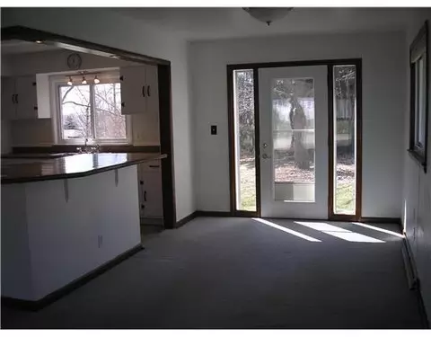1236 Holly Dr, Springfield, OH 45504 photo 7