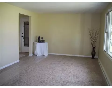 1739 Merrydale, Springfield, OH 45503 photo 2