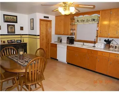 946 Sundown Rd, Springfield, OH 45503 photo 5