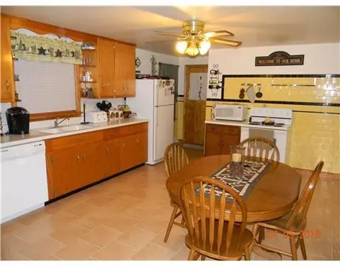 946 Sundown Rd, Springfield, OH 45503 photo 6